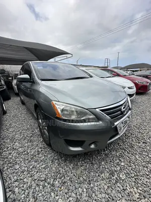 Nissan Sentra SR 2016 Gray