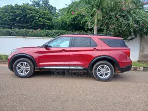 Ford Explorer XLT 4x4 2020 Red