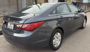 Hyundai Sonata Limited 2.0T Sedan (2.0L 4cyl 6A) 2013 Gray