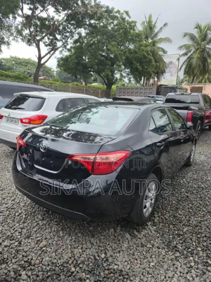 Toyota Corolla 2019 Black