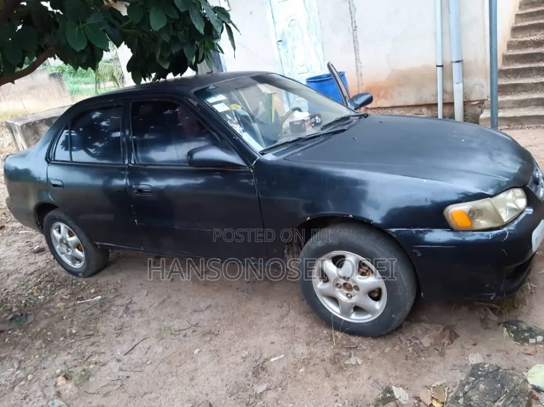 Toyota Corolla 2002 Black