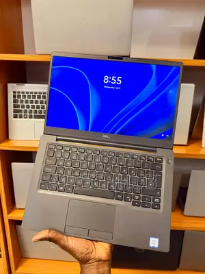 Laptop Dell Latitude 5300 8GB Intel Core i5 SSD 256GB