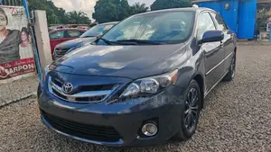 Toyota Corolla 2013 Gray