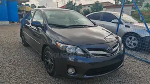 Toyota Corolla 2013 Gray