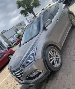 Hyundai Santa Fe 2017 Silver