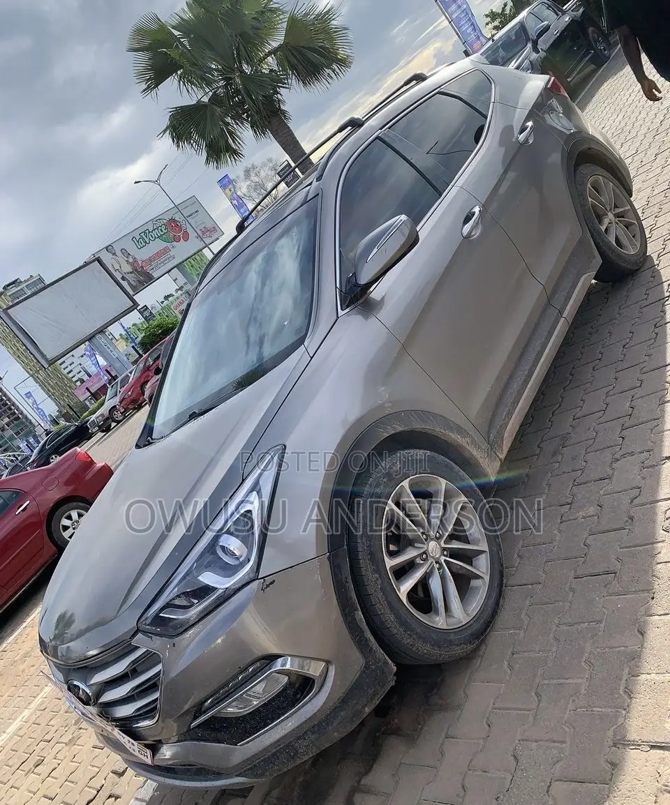 Hyundai Santa Fe 2017 Silver