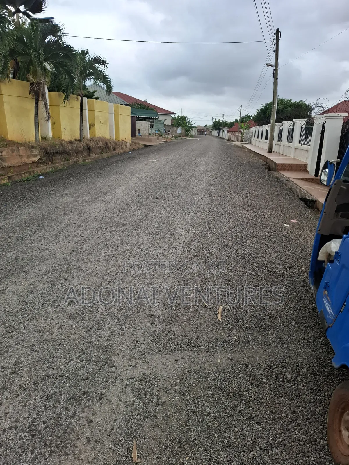 A Full Plot of Land for Sale in Daban