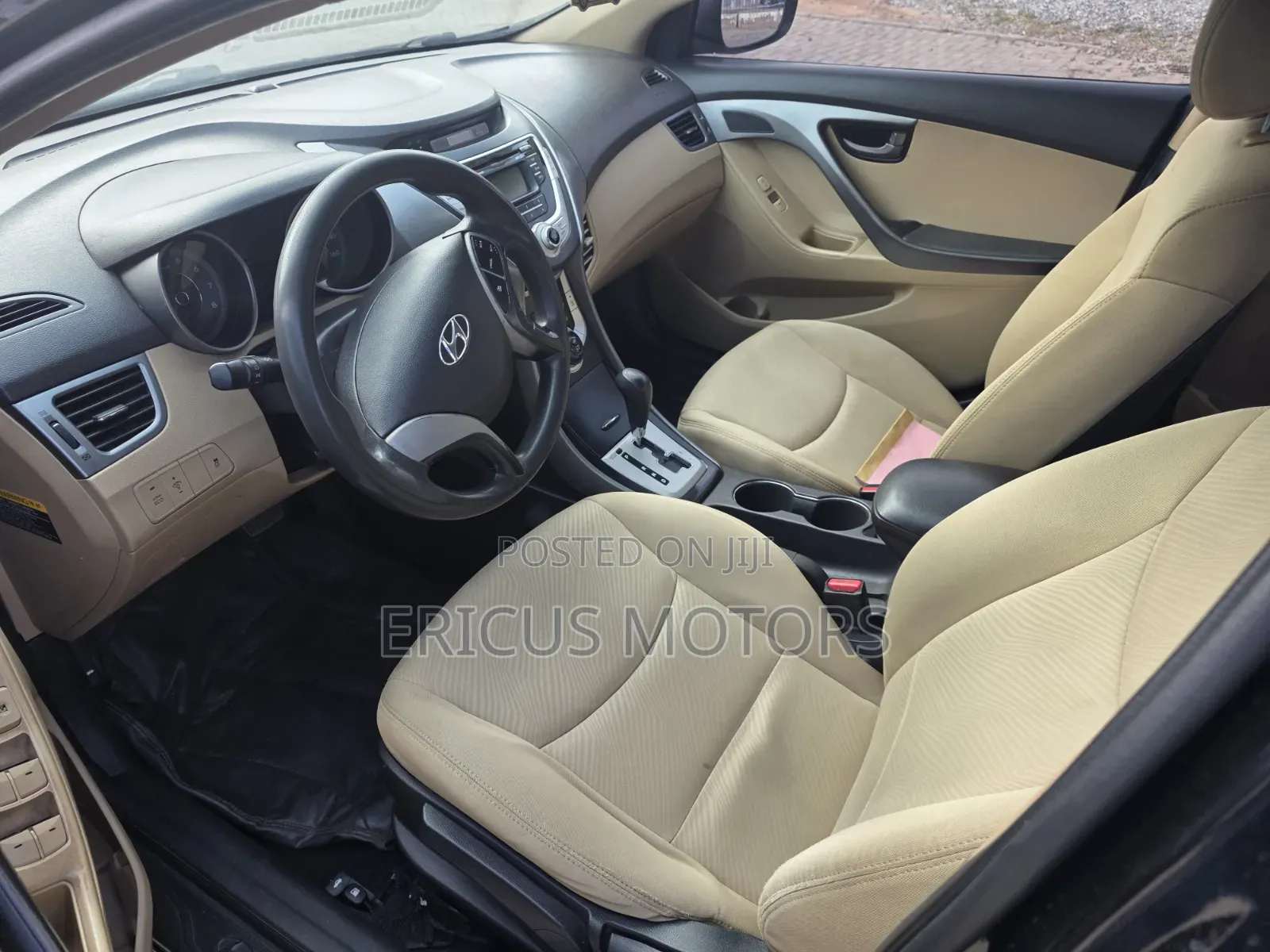 Hyundai Elantra 2012 Black