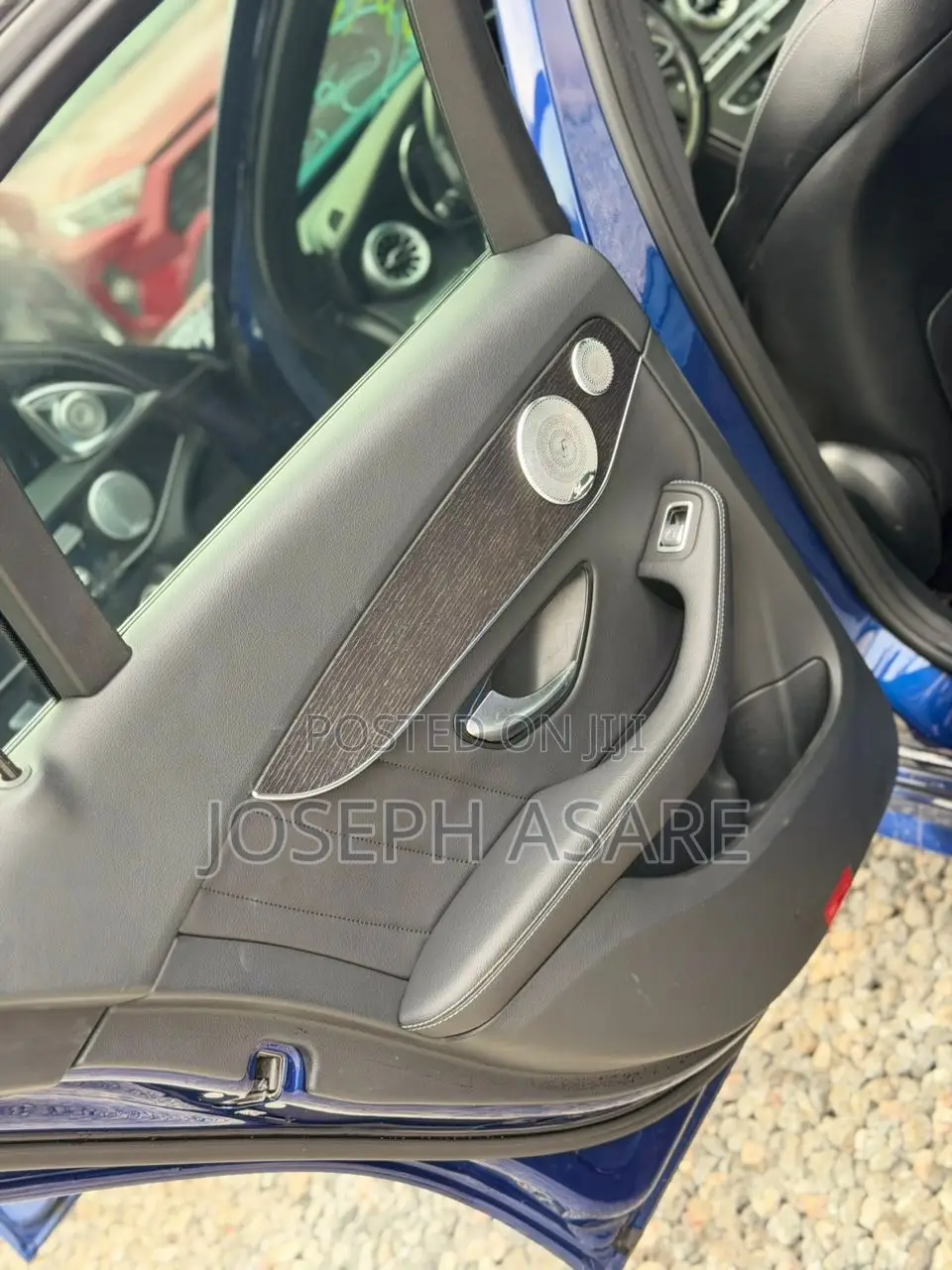 Mercedes-Benz C300 2021 Blue