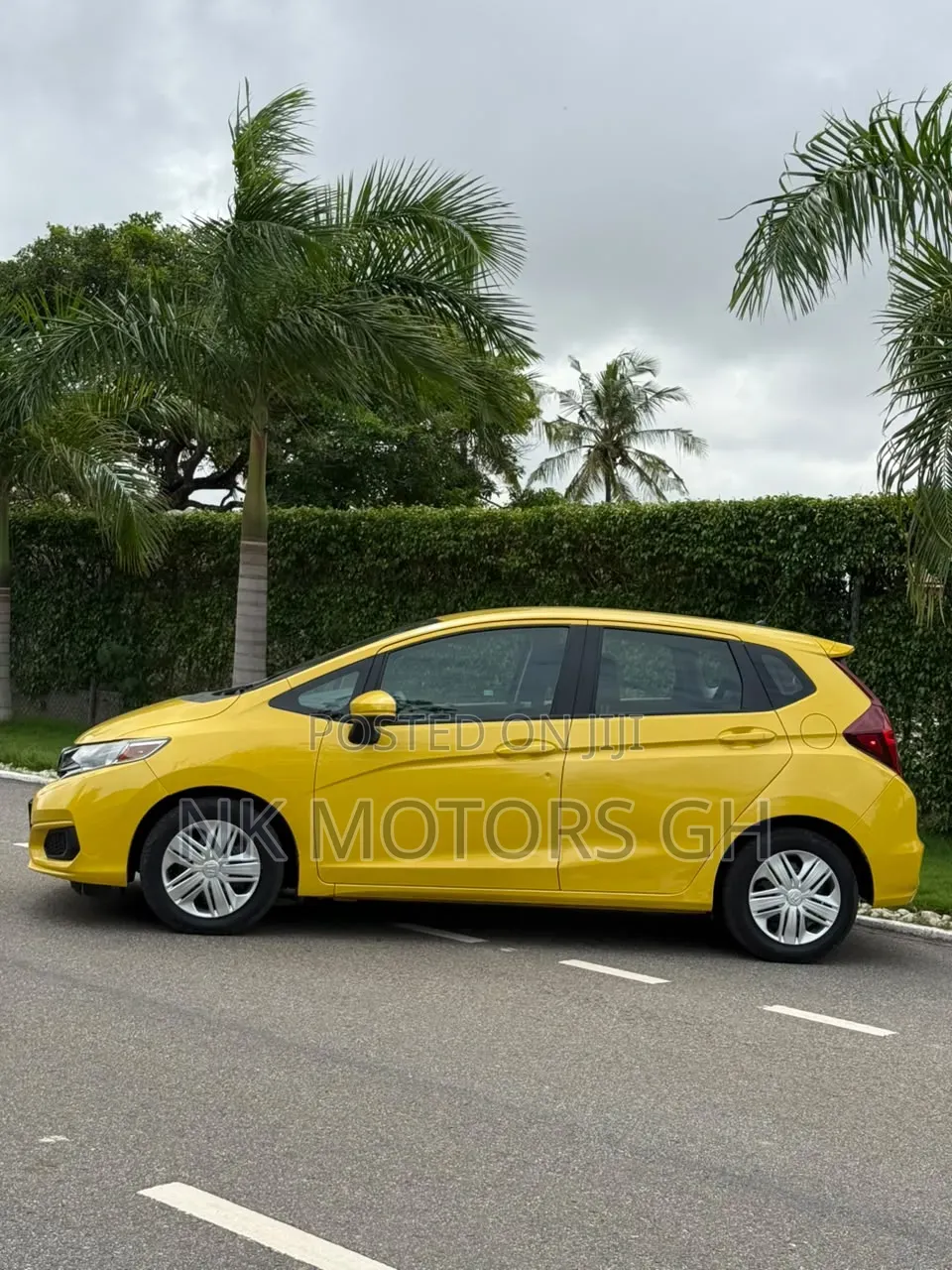 Honda Fit 2018 Yellow