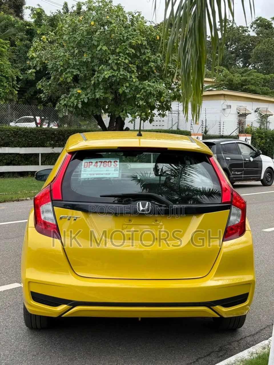 Honda Fit 2018 Yellow