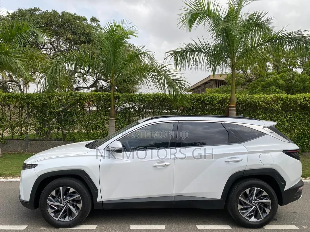 Hyundai Tucson 2022 White