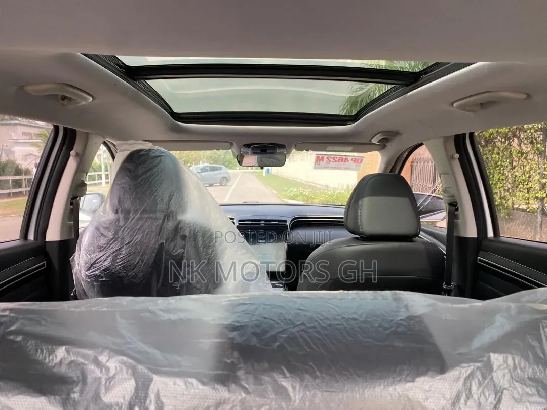 Hyundai Tucson 2022 White