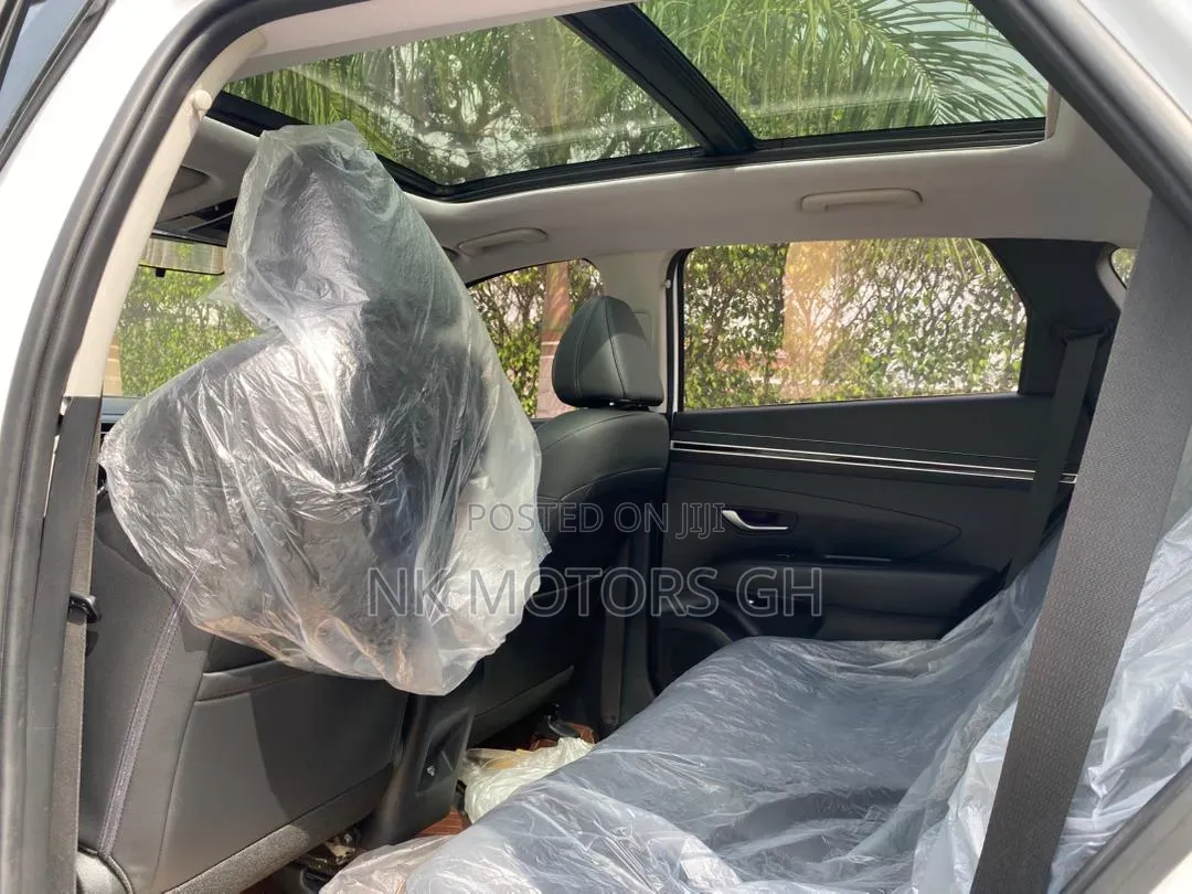 Hyundai Tucson 2022 White
