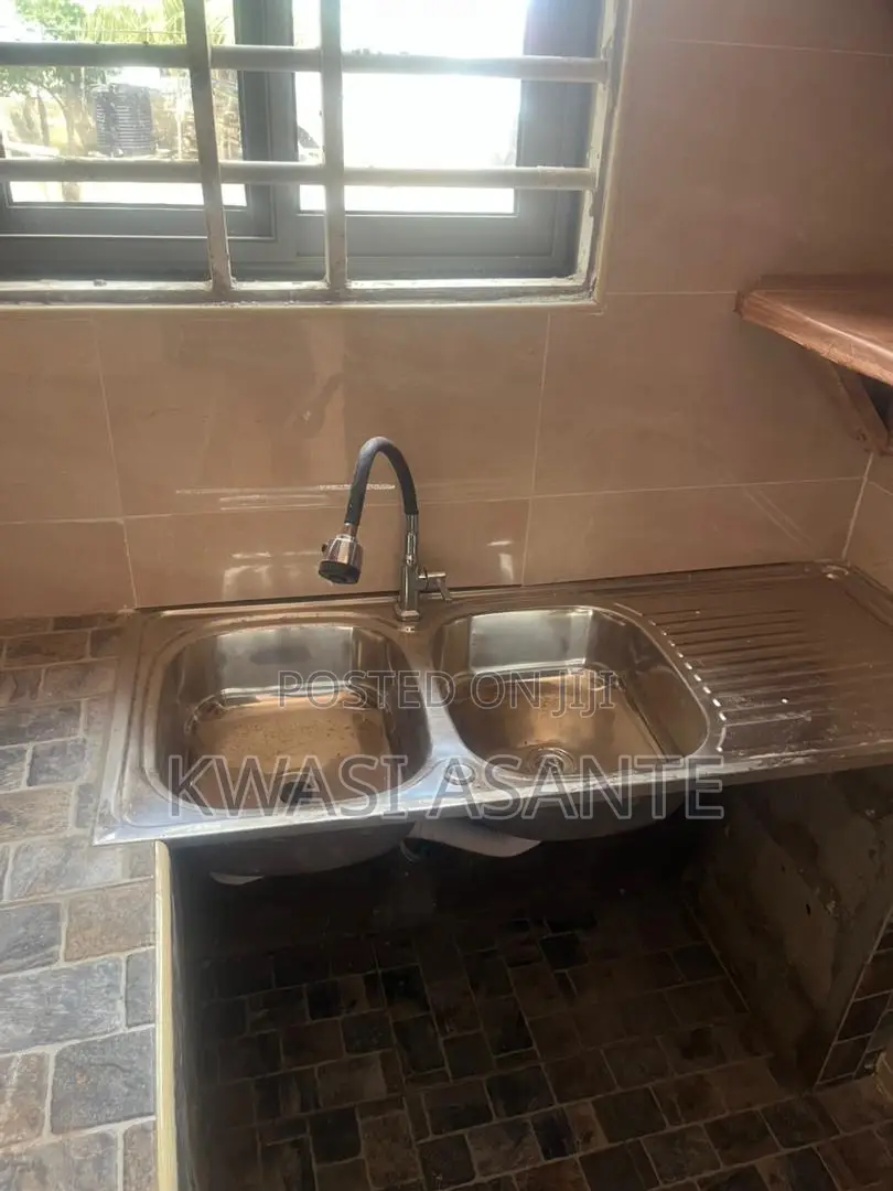 Furnished 1bdrm Apartment in Humble Man, New Legon for rent