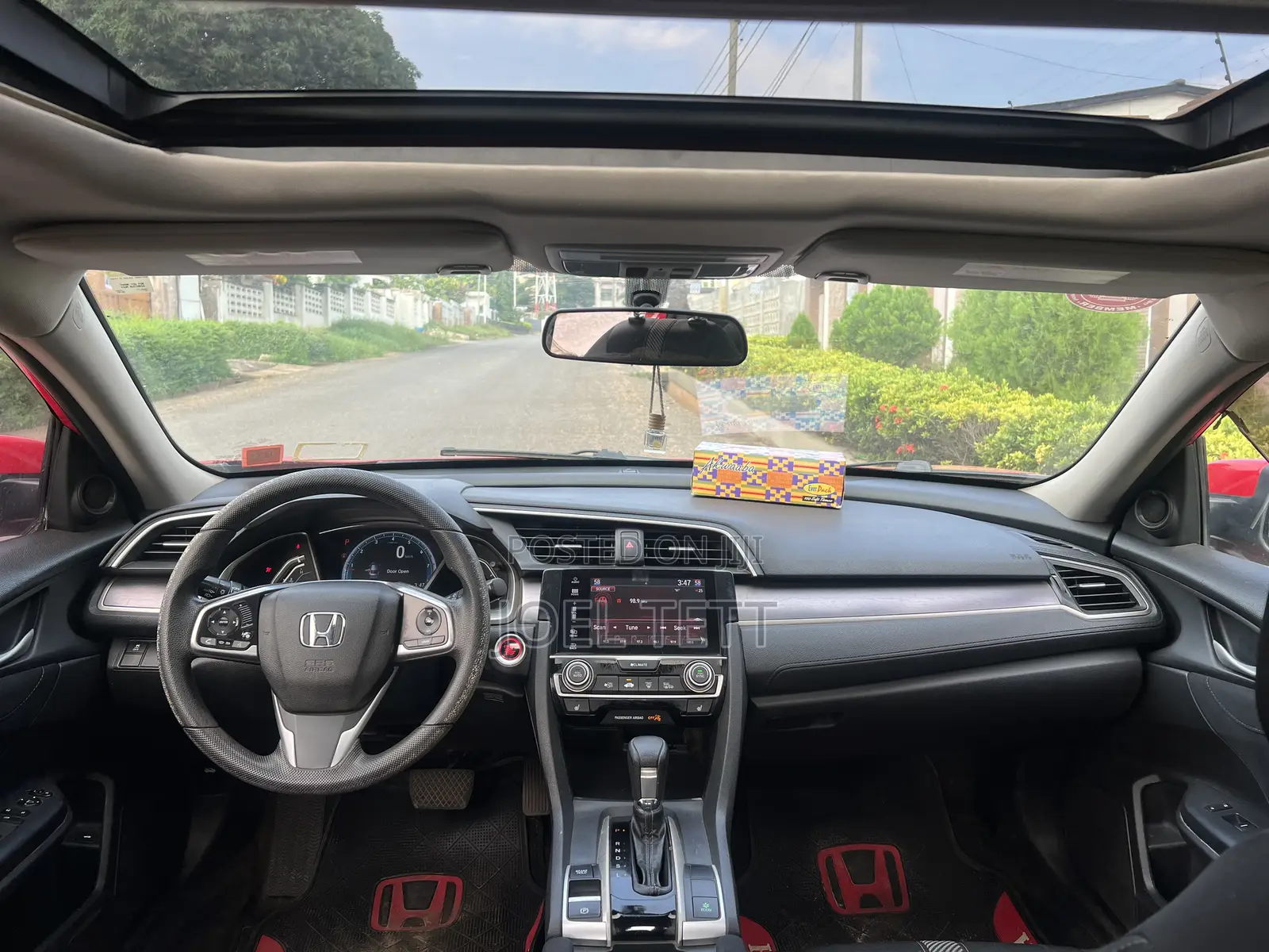 Honda Civic 2017 Red