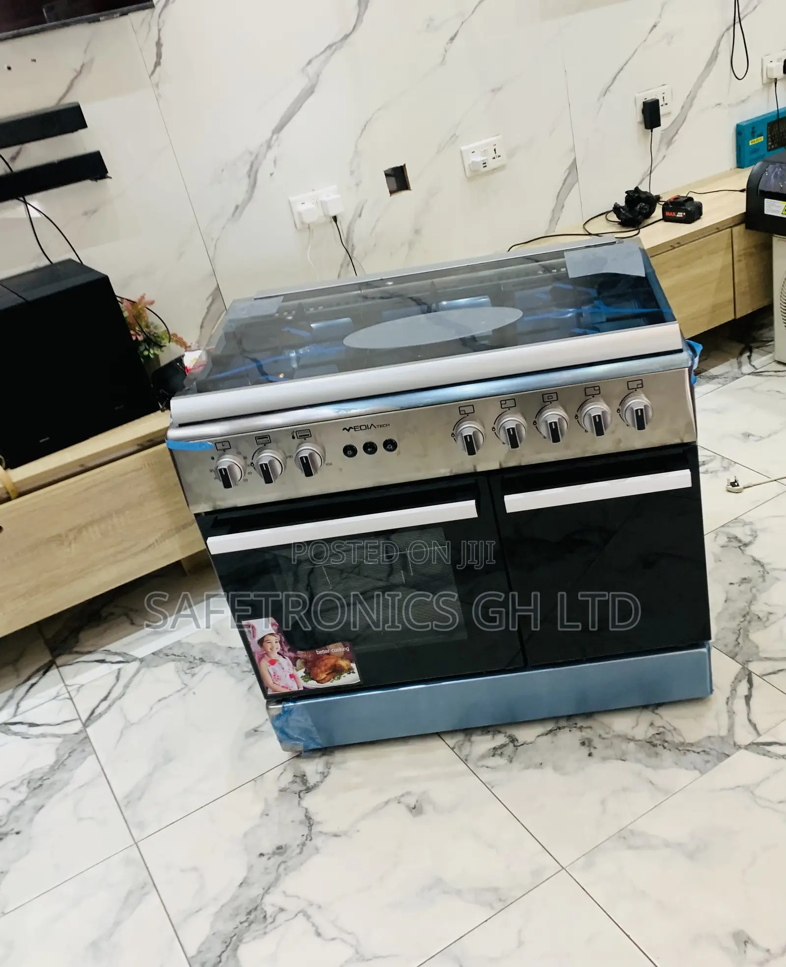 Quality Sleek Mediatech 5 Gas Burner With Ovengrill, Auto Rotisserie