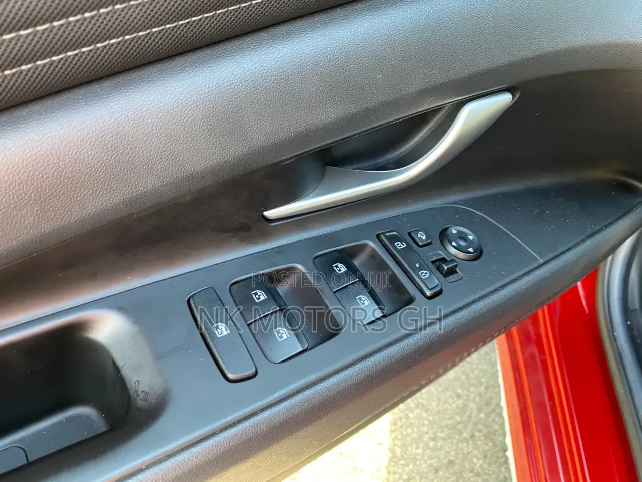Hyundai Elantra 2022 Red
