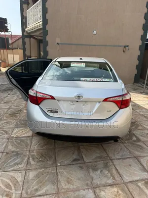 Toyota Corolla 2016 Silver