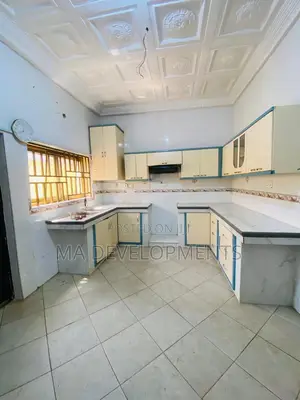 7bdrm House in Madev Realty, Achimota for rent