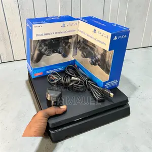 Play Station 4