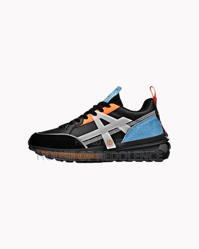 A55 Street Cool / Paul Aura Runner Sneakers