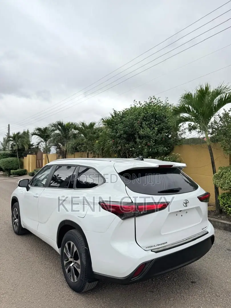 Toyota Highlander 2023 White