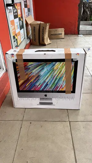 Desktop Computer Apple iMac 8GB Intel Core i5 SSD 1T