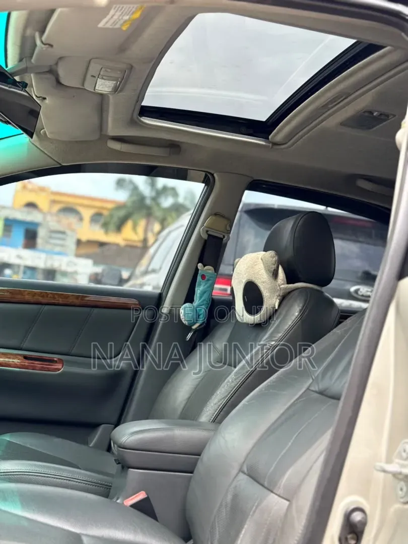 Toyota Corolla Altis 2006 Silver