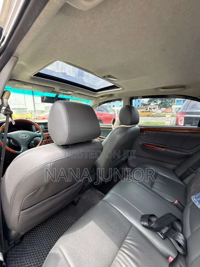 Toyota Corolla Altis 2006 Silver