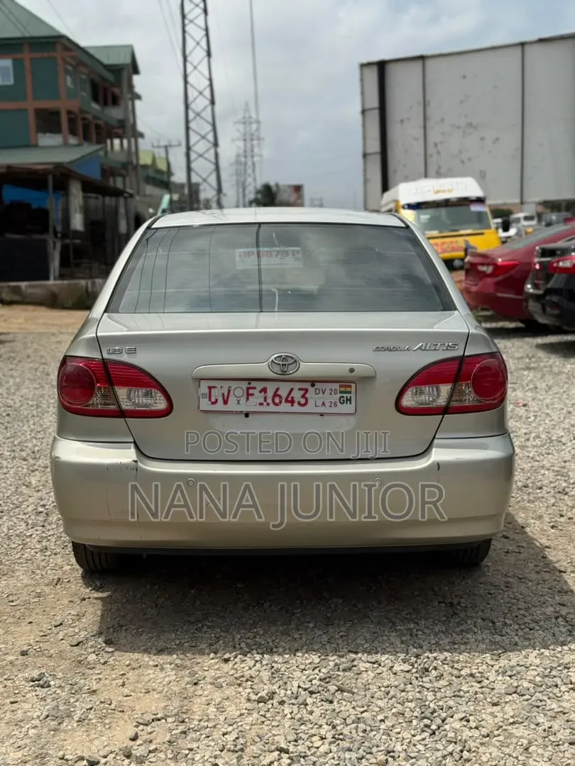 Toyota Corolla Altis 2006 Silver