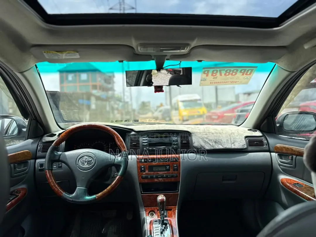 Toyota Corolla Altis 2006 Silver