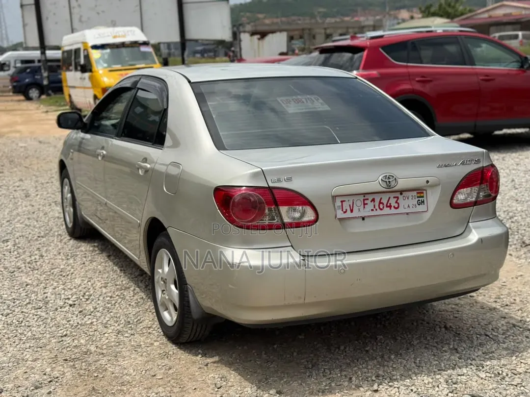 Toyota Corolla Altis 2006 Silver