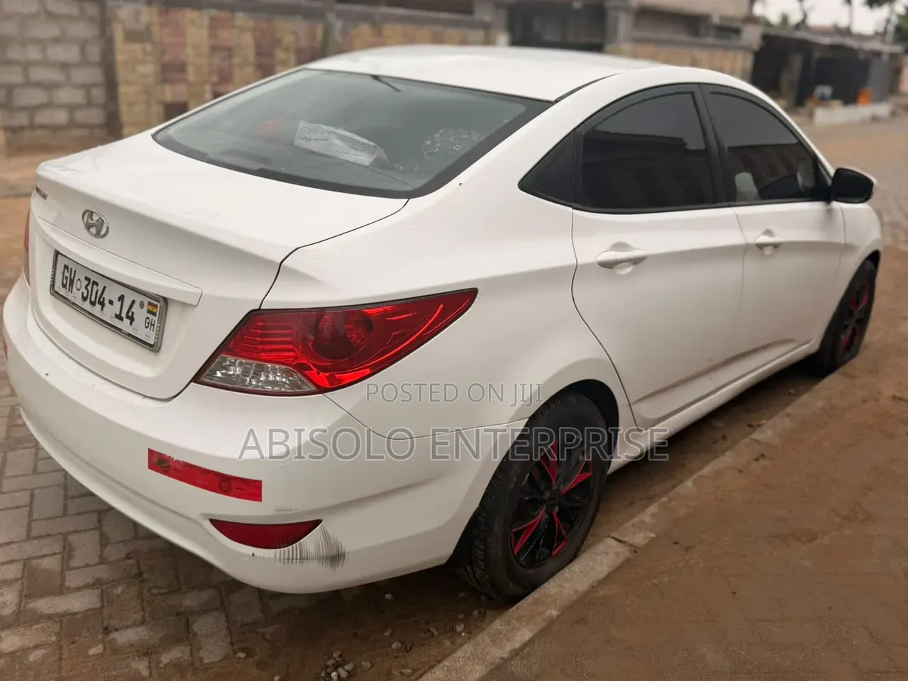 Hyundai Accent 2012 White