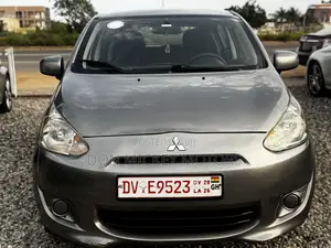 Mitsubishi Mirage DE 4dr Hatchback (1.2L 3cyl 5M) 2015 Gray