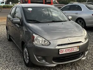 Mitsubishi Mirage DE 4dr Hatchback (1.2L 3cyl 5M) 2015 Gray