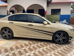 Honda Accord Sport 4dr Sedan FWD (2.4L 4cyl 2A) 2017