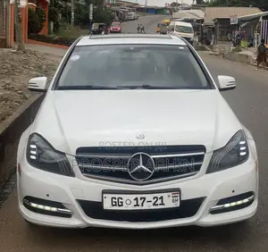Mercedes-Benz C250 2014 White