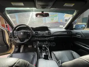 Honda Accord Sport 4dr Sedan FWD (2.4L 4cyl 2A) 2017