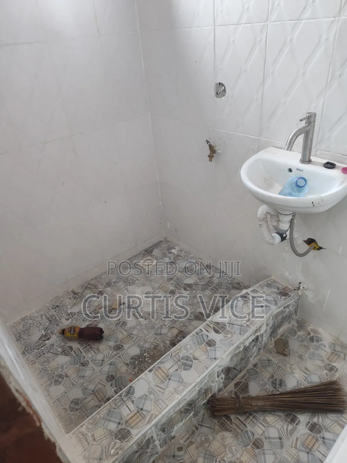 2bdrm Apartment in Curtis'S Estate, New Gbawe for rent