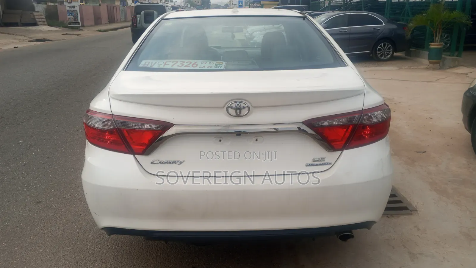 Toyota Camry 2016 White