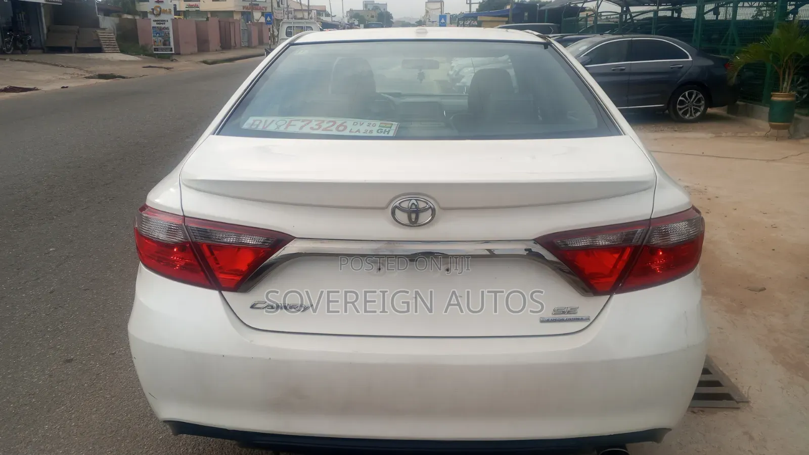 Toyota Camry 2016 White