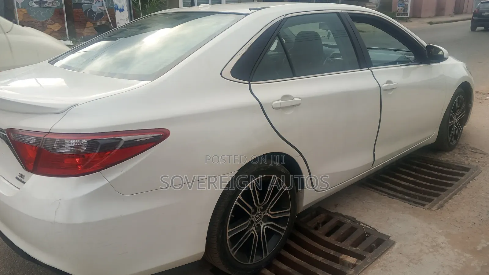 Toyota Camry 2016 White