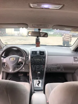 Toyota Corolla 2010 Black