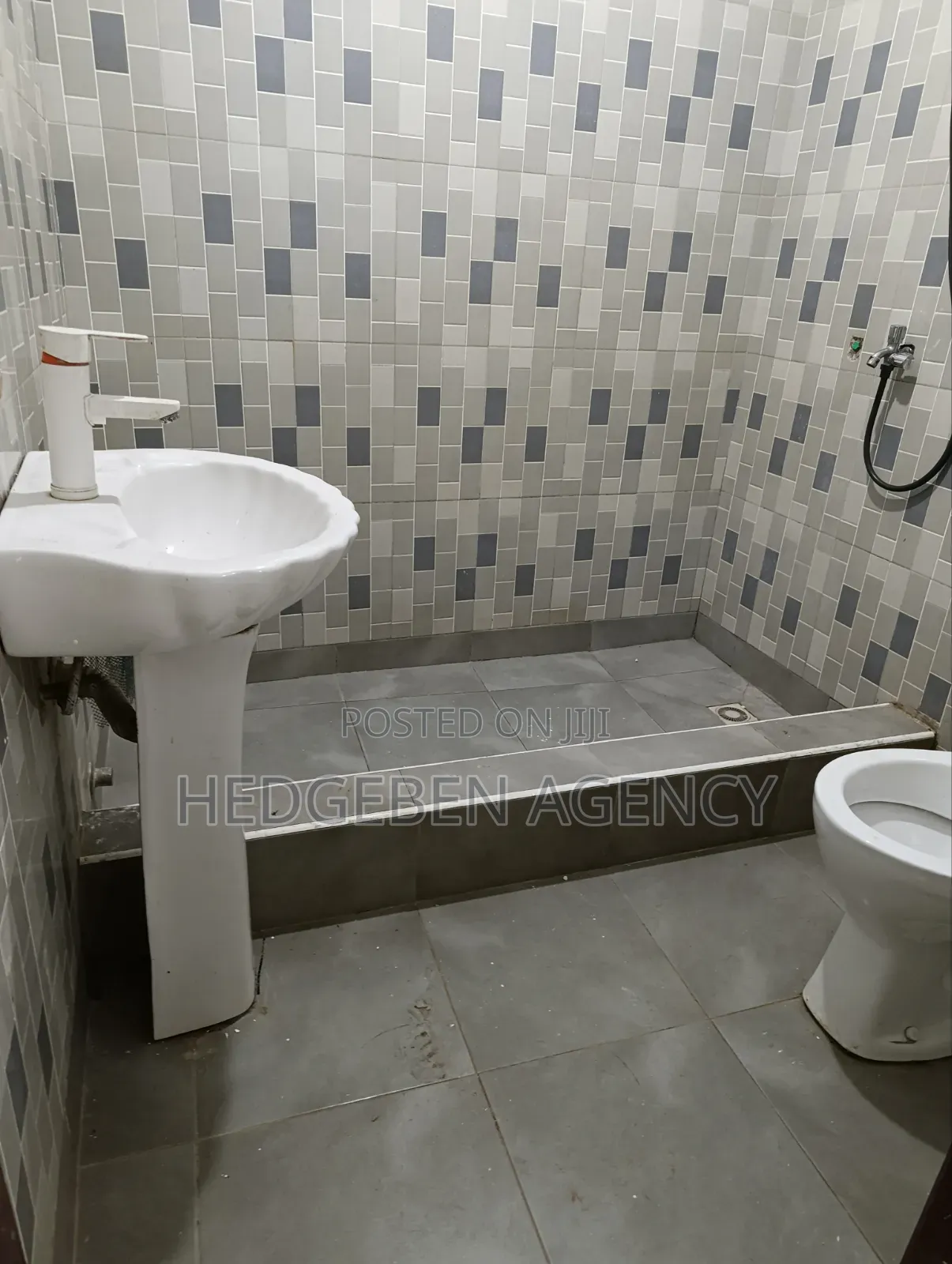 1bdrm Apartment in Pentecost for rent