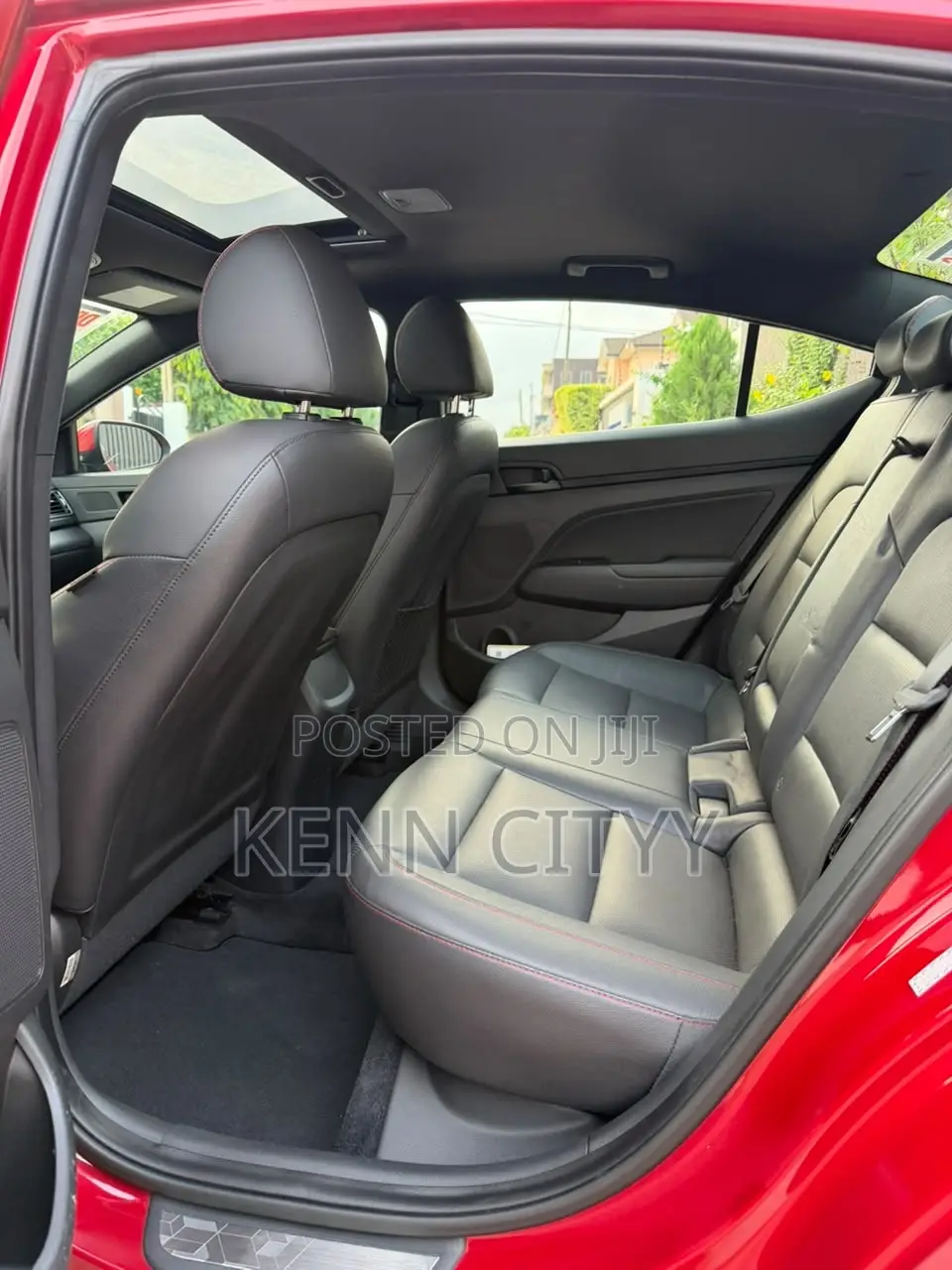 Hyundai Elantra 2018 Red