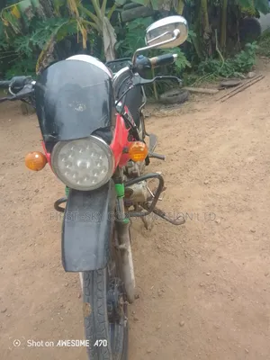 Bajaj Boxer 150 UG 2020 Red
