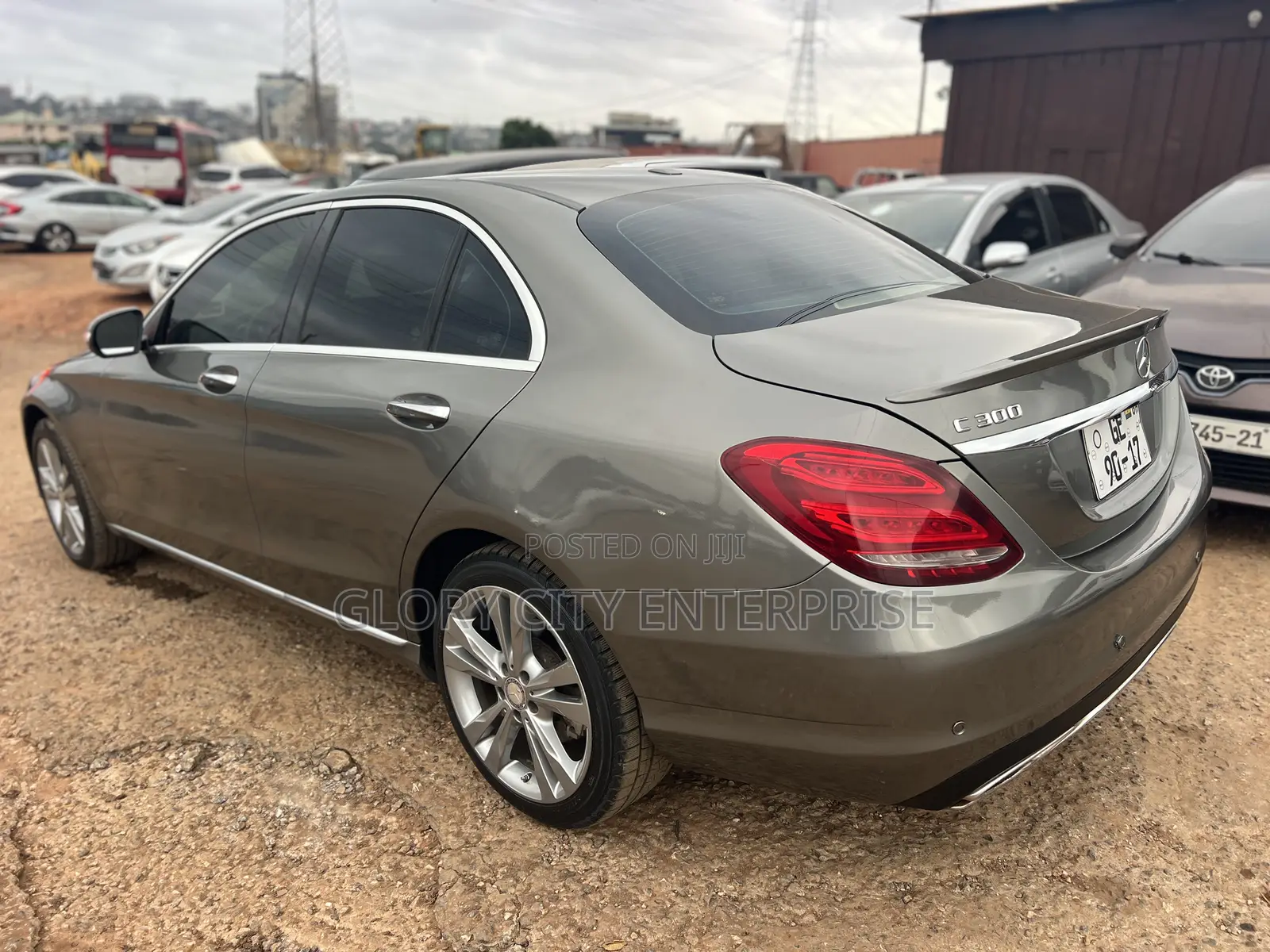 Mercedes-Benz C300 2016 Gray