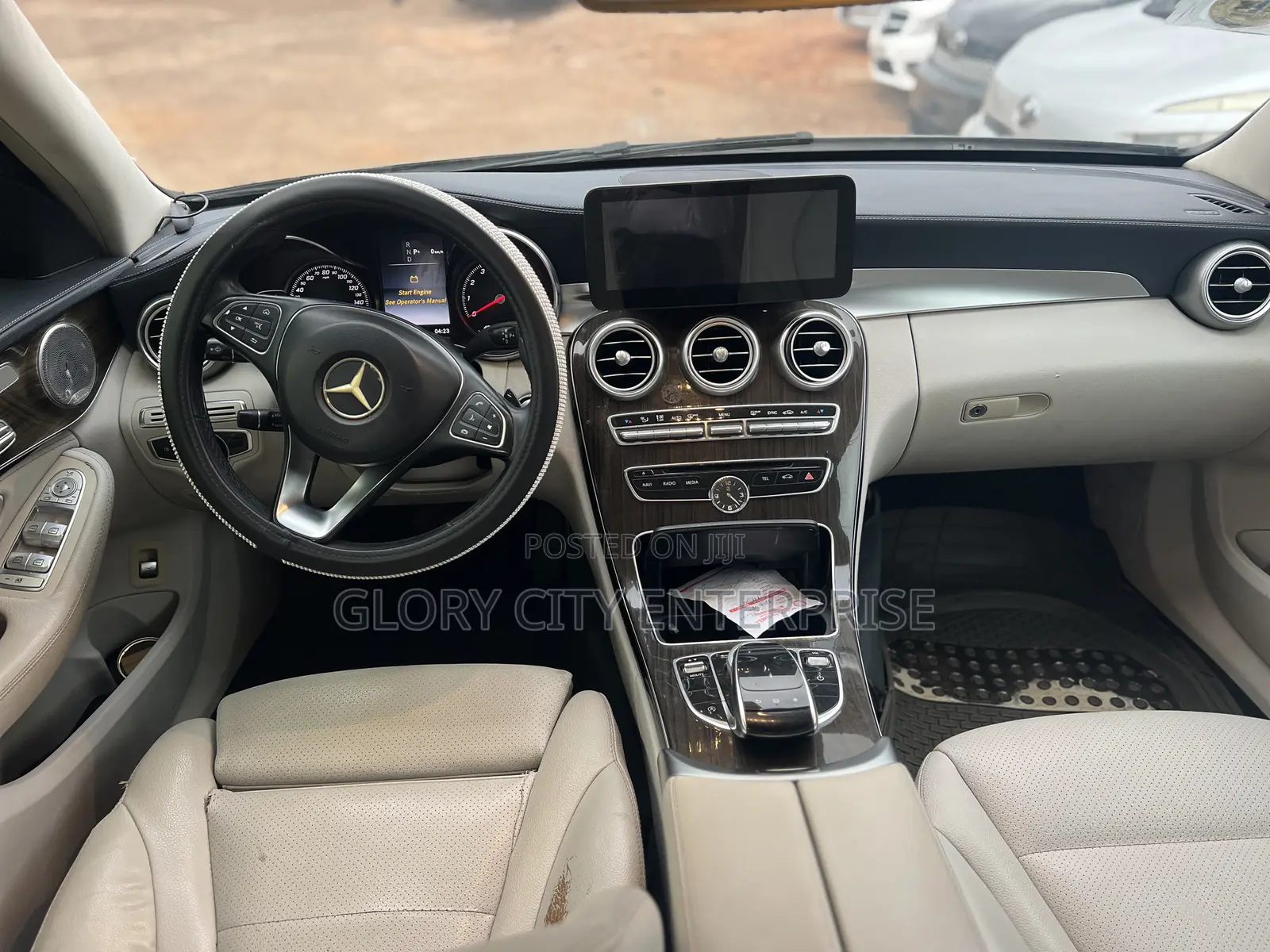 Mercedes-Benz C300 2016 Gray