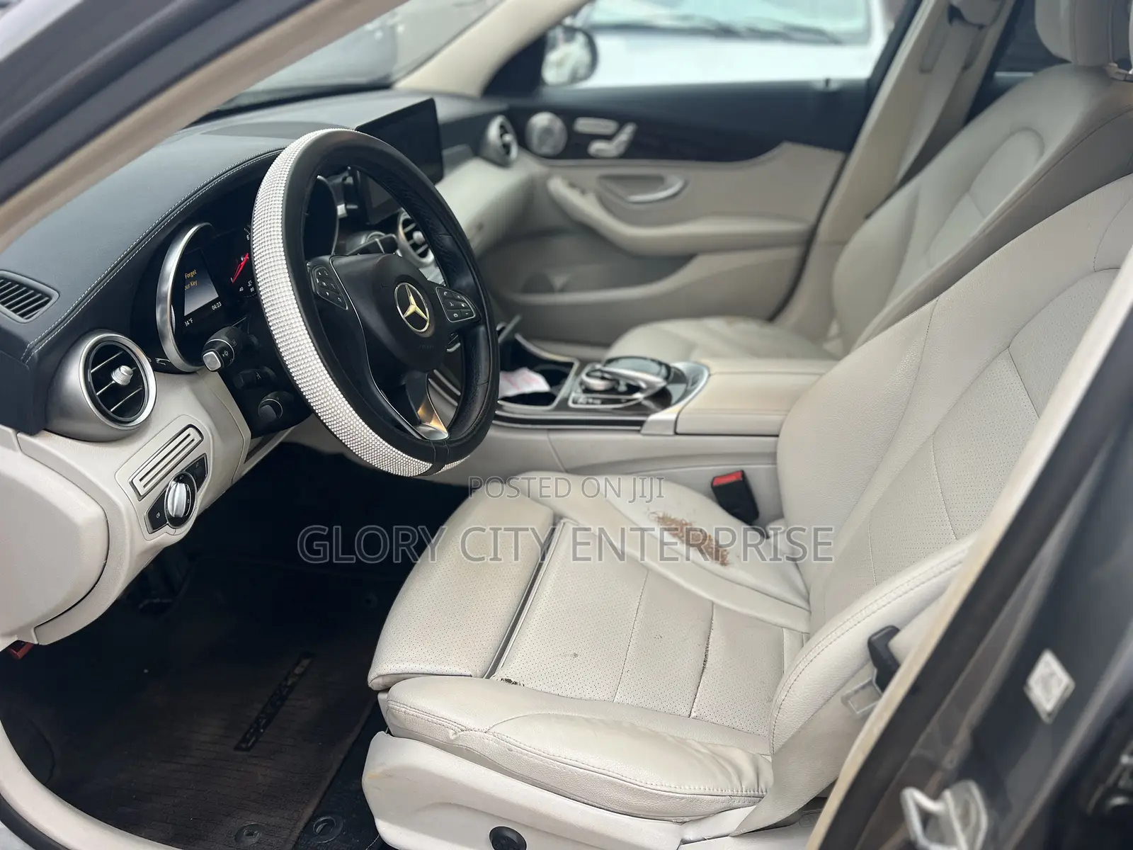 Mercedes-Benz C300 2016 Gray